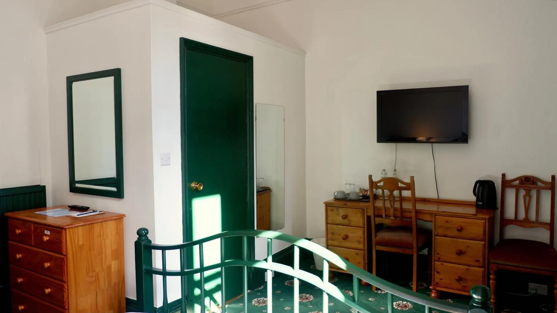 Guest house 4 Friends House Hotel Edinburgh United Kingdom