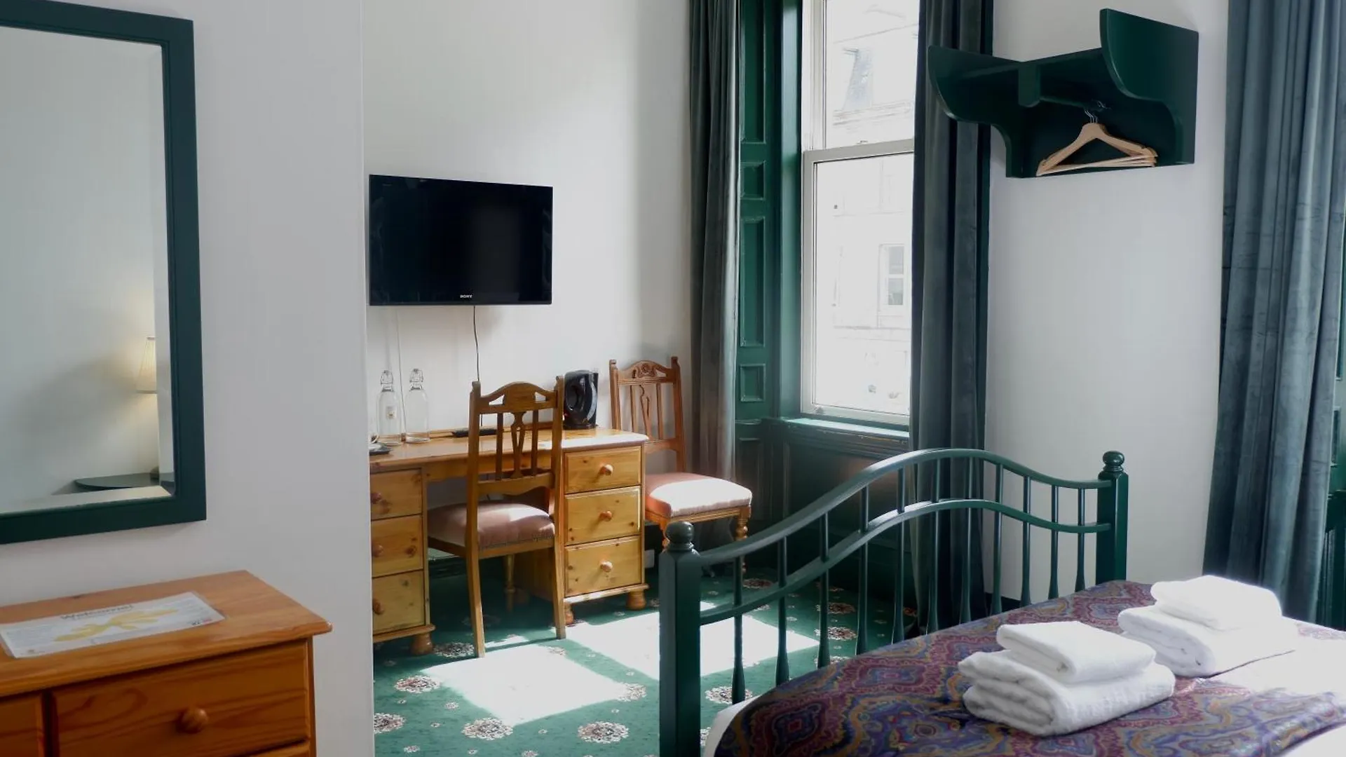 Guest house 4 Friends House Hotel Edinburgh