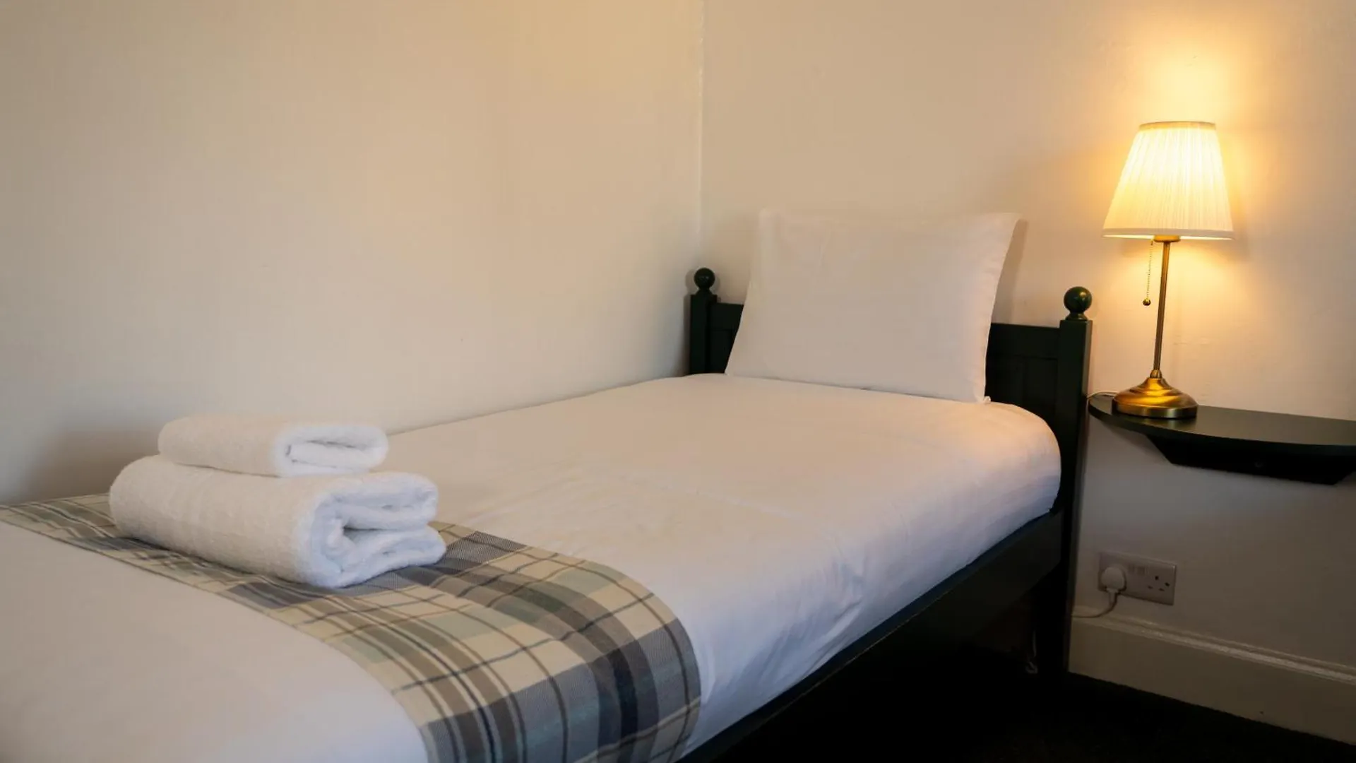 Guest house 4 Friends House Hotel Edinburgh United Kingdom