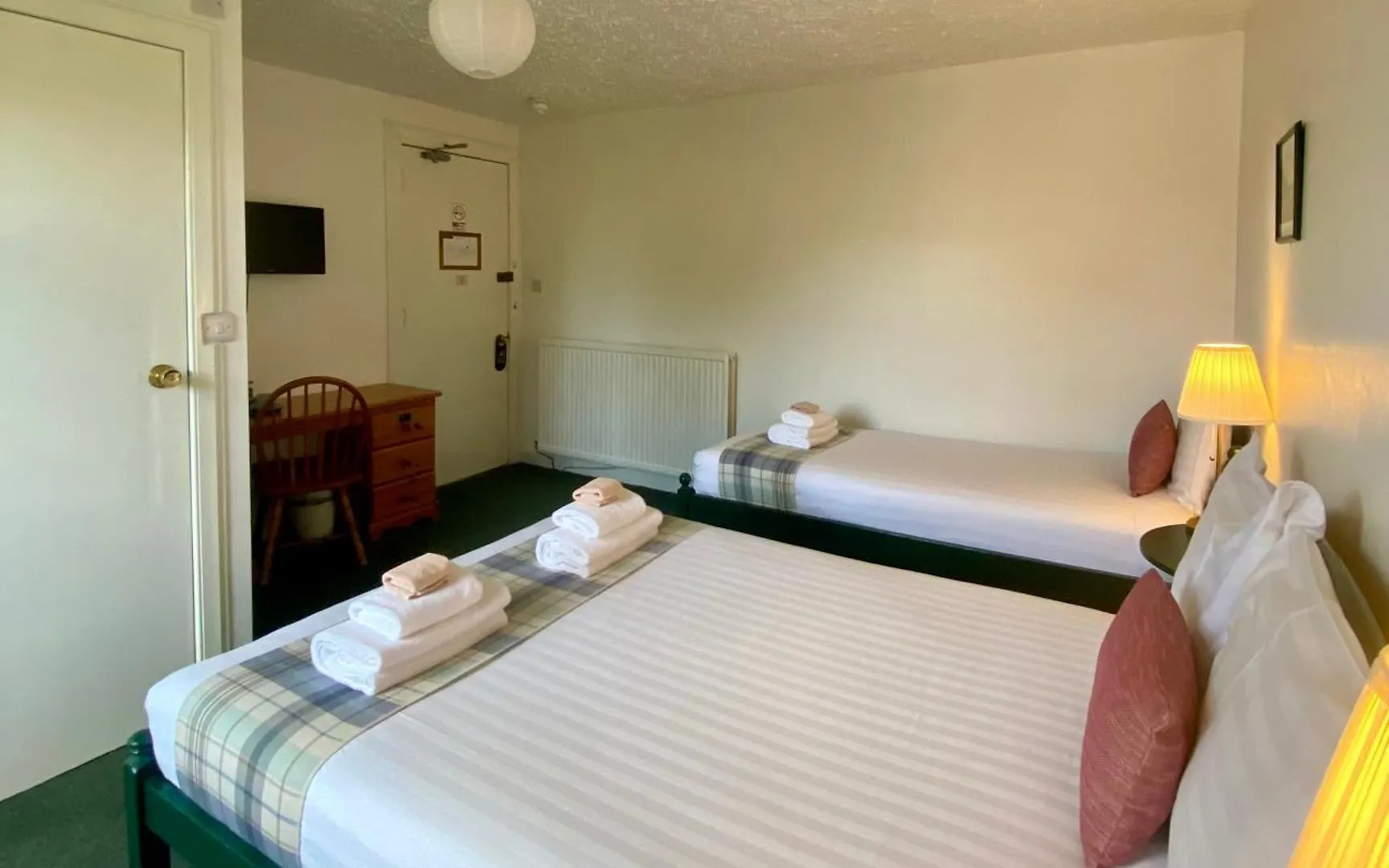 Konukevi 4 Friends House Otel Edinburgh