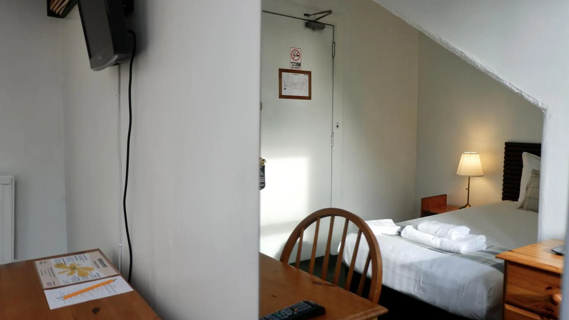 4 Friends House Hotel Edinburgh Guest house