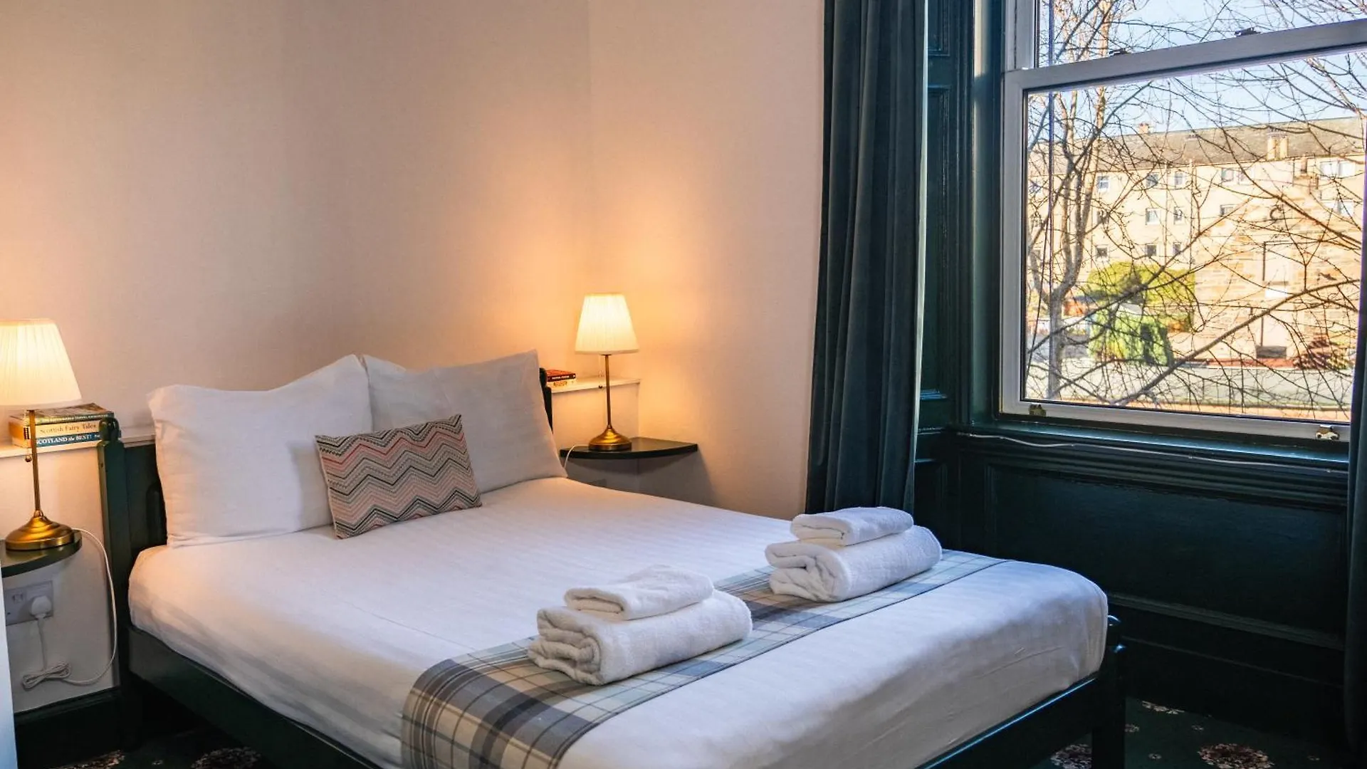 Affittacamere Hotel 4 Friends House Edimburgo